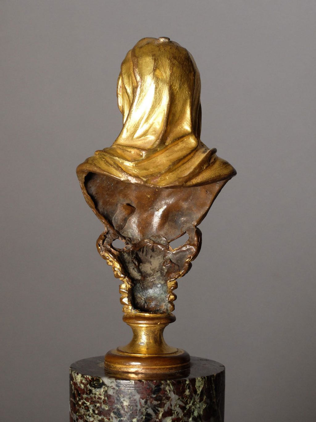 Buste vestale époque Louis XIV