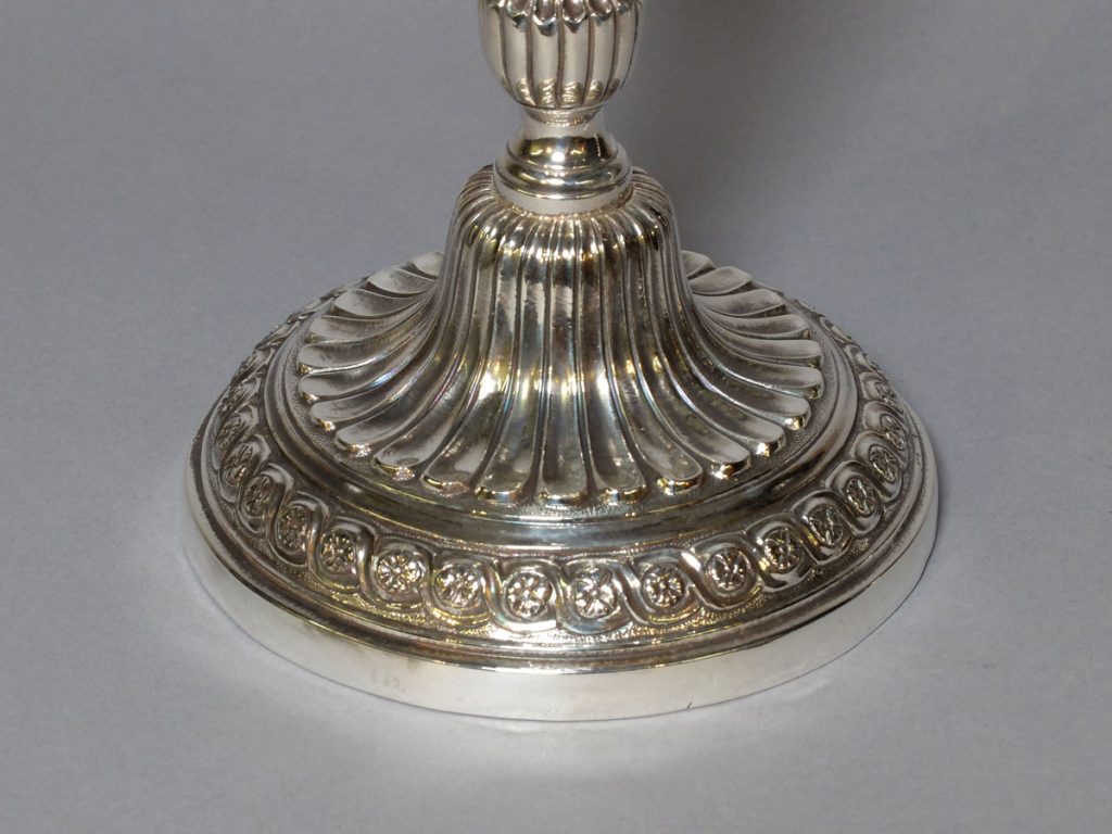 Paire bougeoirs époque Louis XVI