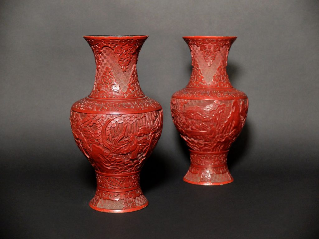 Paire vases cinabre