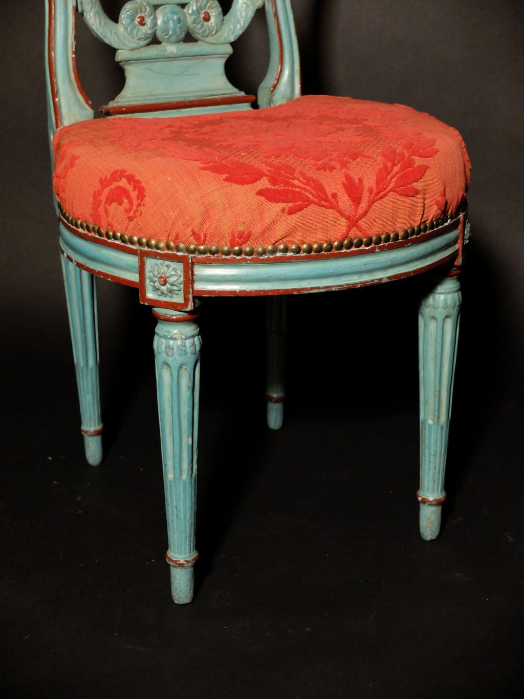 Paire de chaises Louis XVI laquées