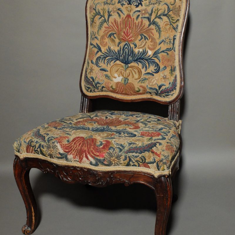 Chaise Louis XV à la Reine