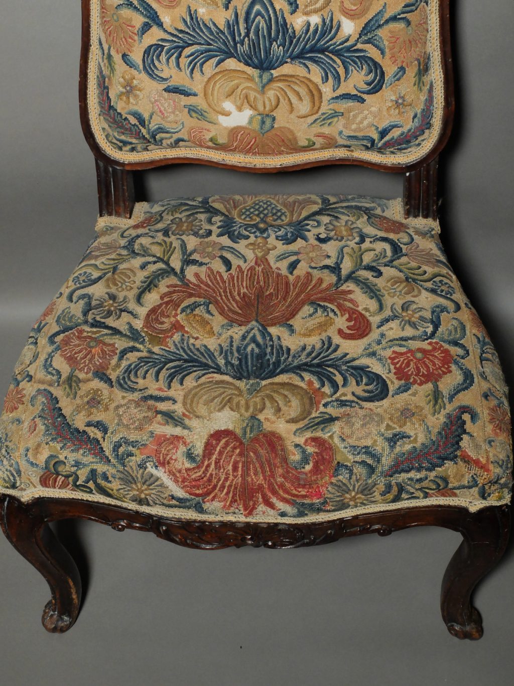 Chaise Louis XV à la Reine