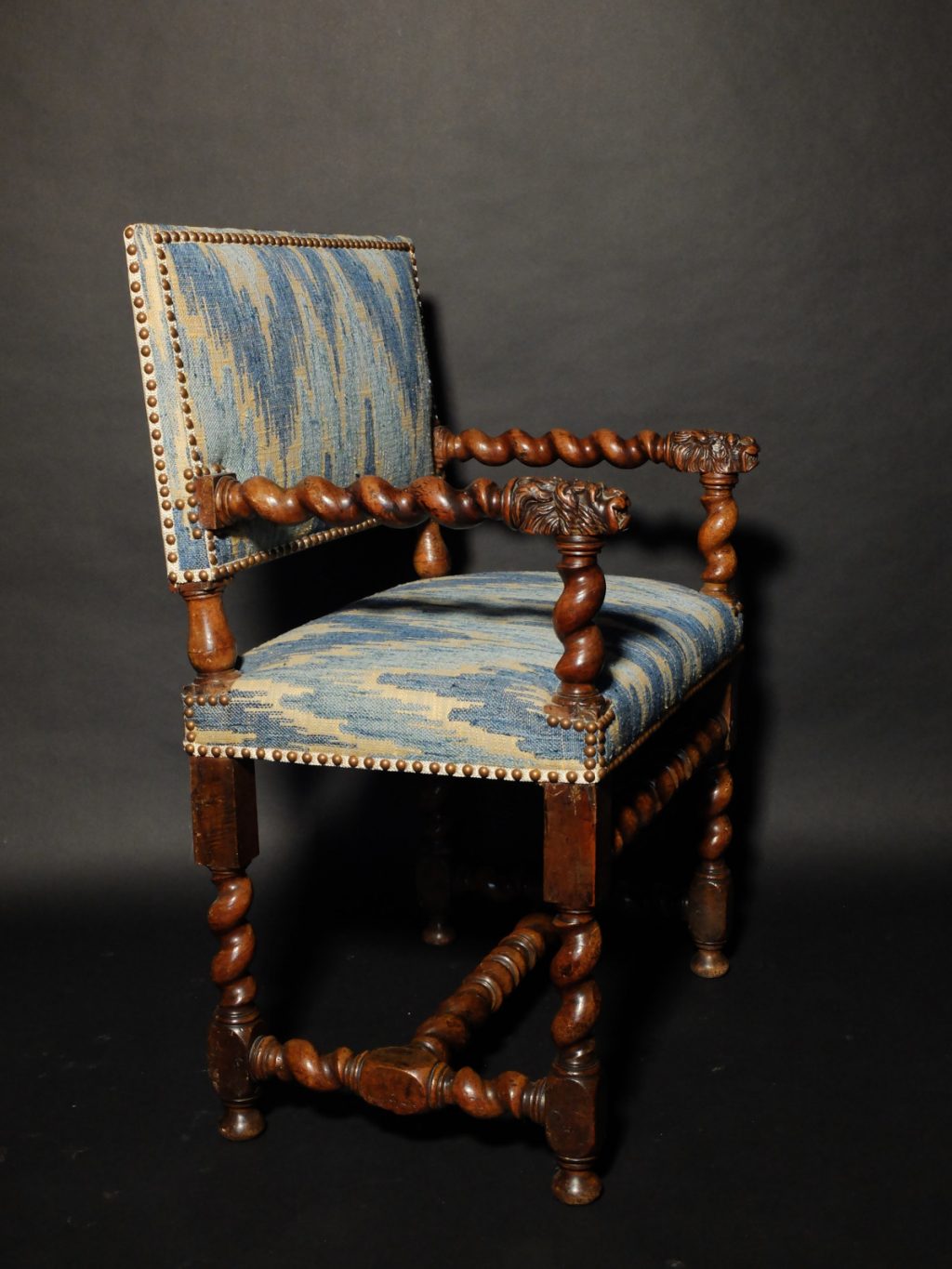 Chaise à bras d'époque Louis XIII