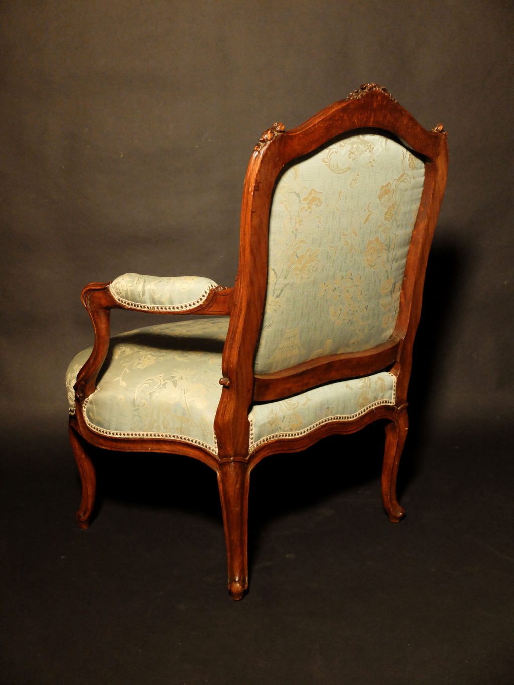 Paire de fauteuils à dos plats Louis XV