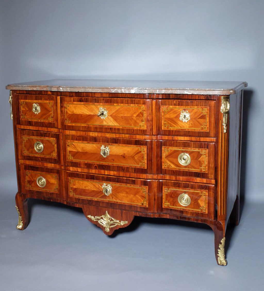 Commode d'époque Transition