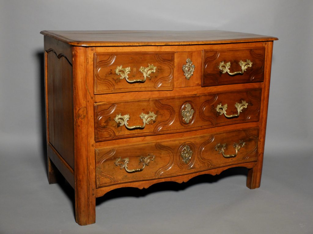 Commode estampillée Nicolas Lexelant
